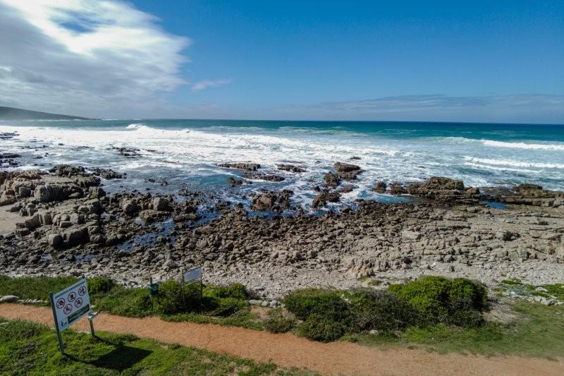 4 Bedroom Property for Sale in Jongensfontein Western Cape